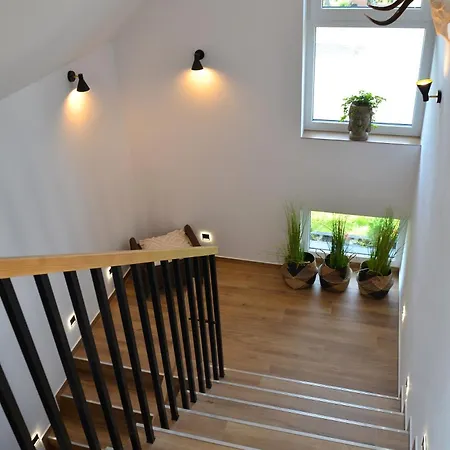 Privatunterkunft Weranda *